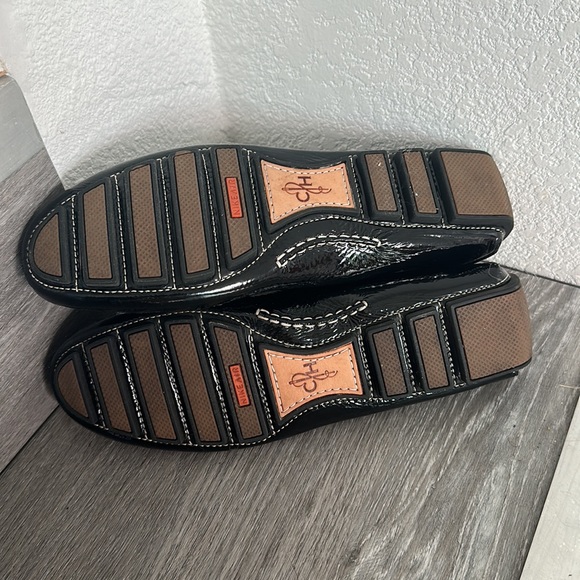 Cole Han loafers 8 - Picture 3 of 7